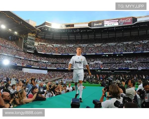 老球迷心中的足球明星传奇与他们的辉煌岁月回忆